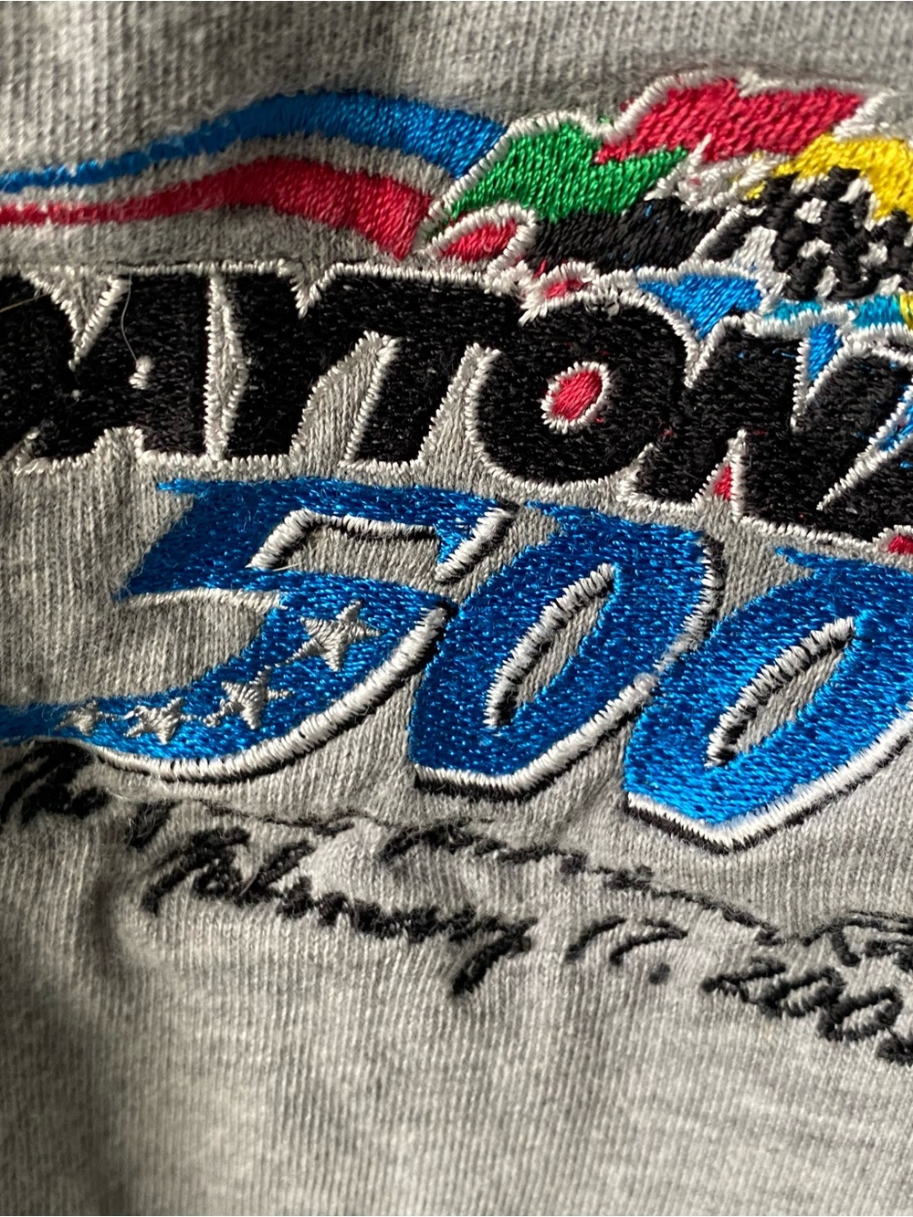 NASCAR Daytona 500 Embroidered Logo T-shirt 2002- Grey and Blue